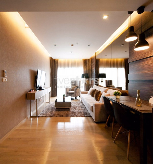 Luxueux appartement d'une chambre à louer près du BTS Phromphong, photo 3