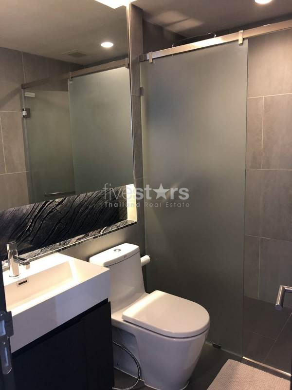 Appartement d'une chambre à louer dans le quartier de Phrom phong, photo 11