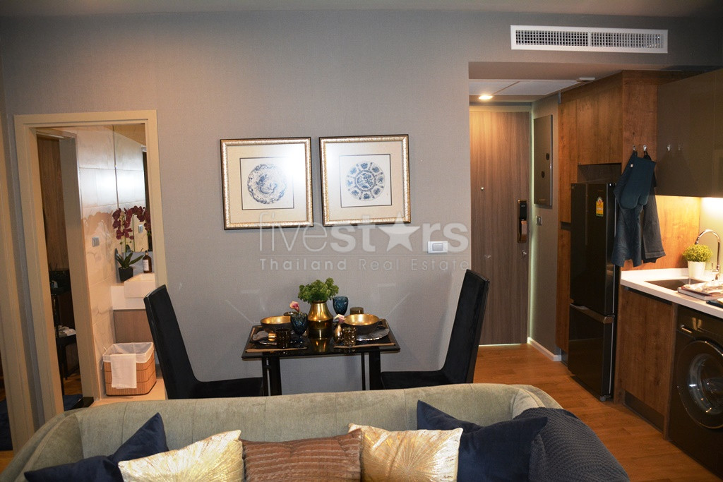 Appartement 2 chambres neuf quartier Phromphong, photo 4