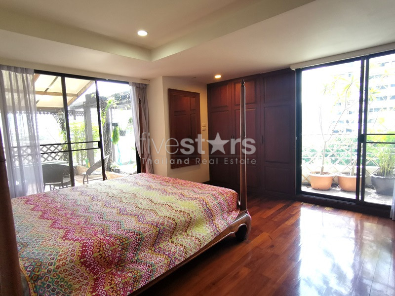 Spécieux condominium de 2 chambres avec grand balcon à louer à Phrompong, photo 7