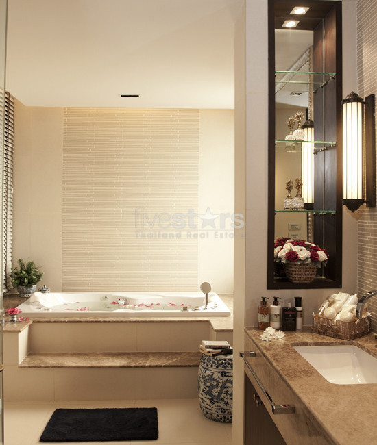Appartement luxueux de 4 chambres à louer à Phrompong, photo 7