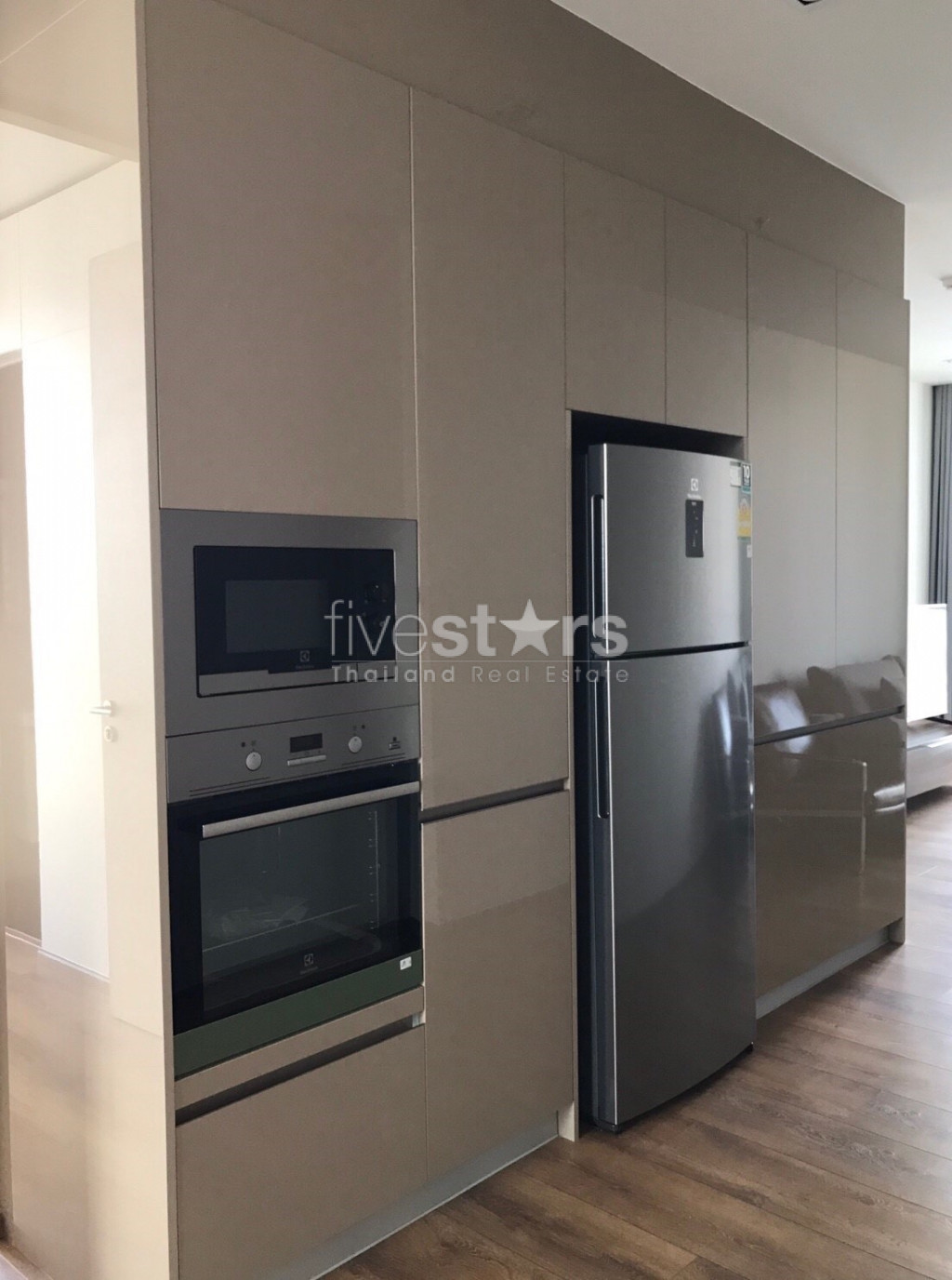 Bel appartement de 3 chambres à louer près du BTS Phromphong, photo 6