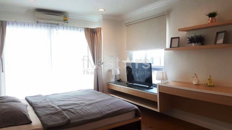 Appartement de 2 chambres à louer près du BTS Phromphong., photo 12