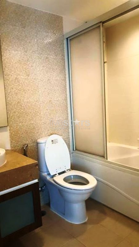 Appartement de 2 chambres à louer près du BTS Phromphong., photo 15