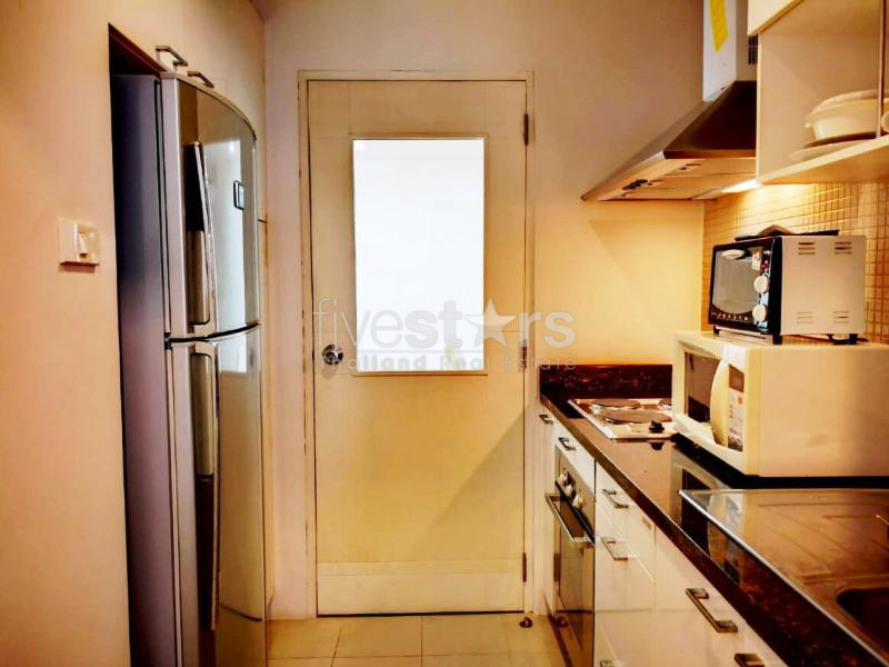 Condo 1 bedroom for rent in near BTS Phromphong, photo 5