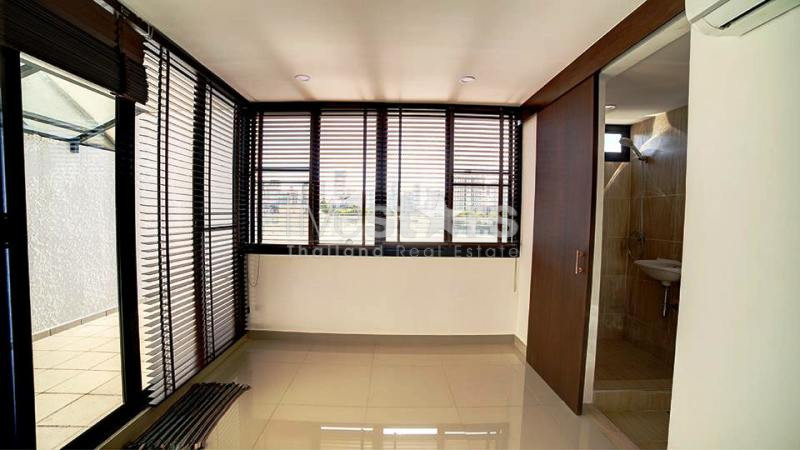 Condo large 2 bedrooms for rent in Phomphong, photo 7