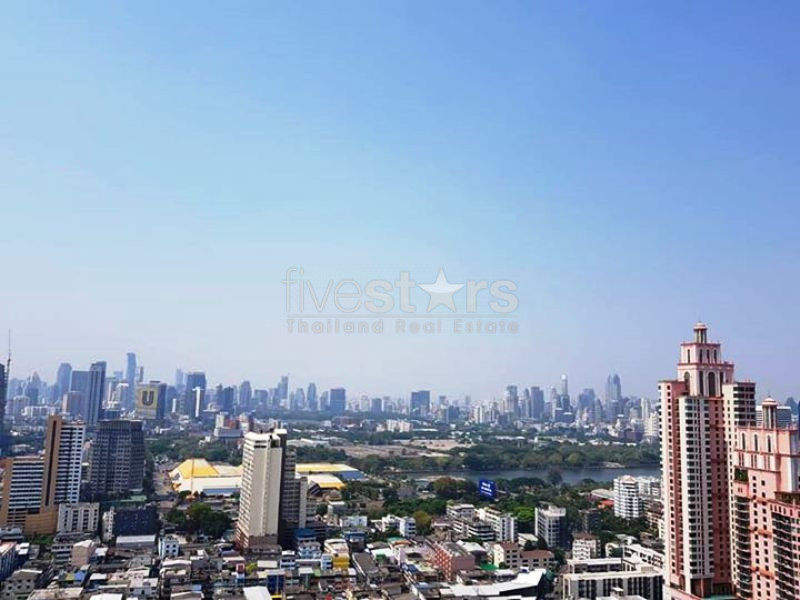 Modern 2  bedrooms condo for rent in Phromphong, photo 10