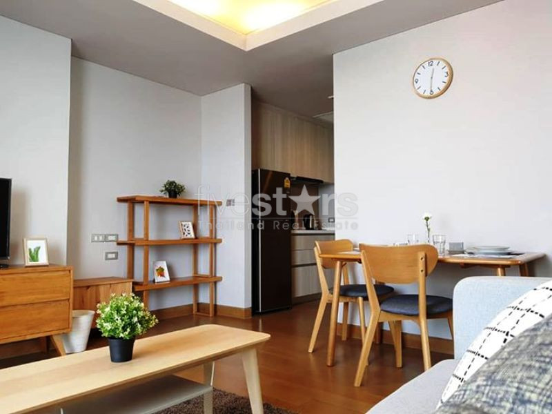 Modern 2  bedrooms condo for rent in Phromphong, photo 3