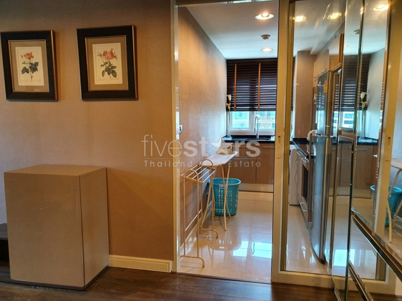 1 bedroom condor corner unit for rent in Thonglor, photo 8
