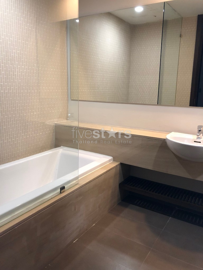 Large unit 3 bedrooms apartment for rent in Thonglor, photo 10