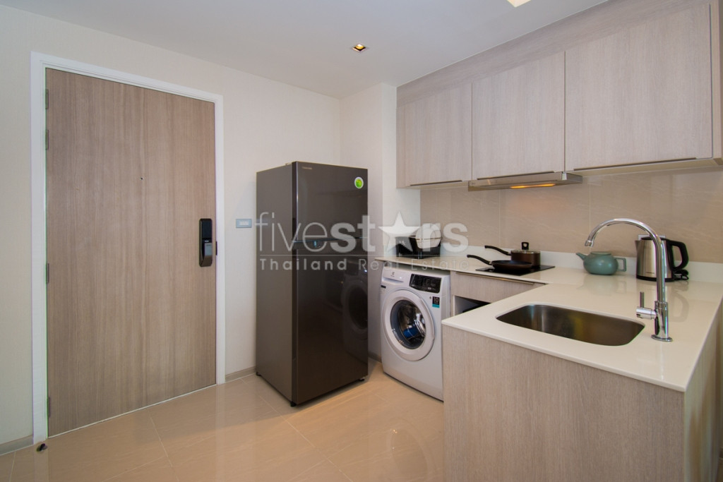 Appartement neuf de 2 chambres à louer près du BTS Thonglor, photo 6