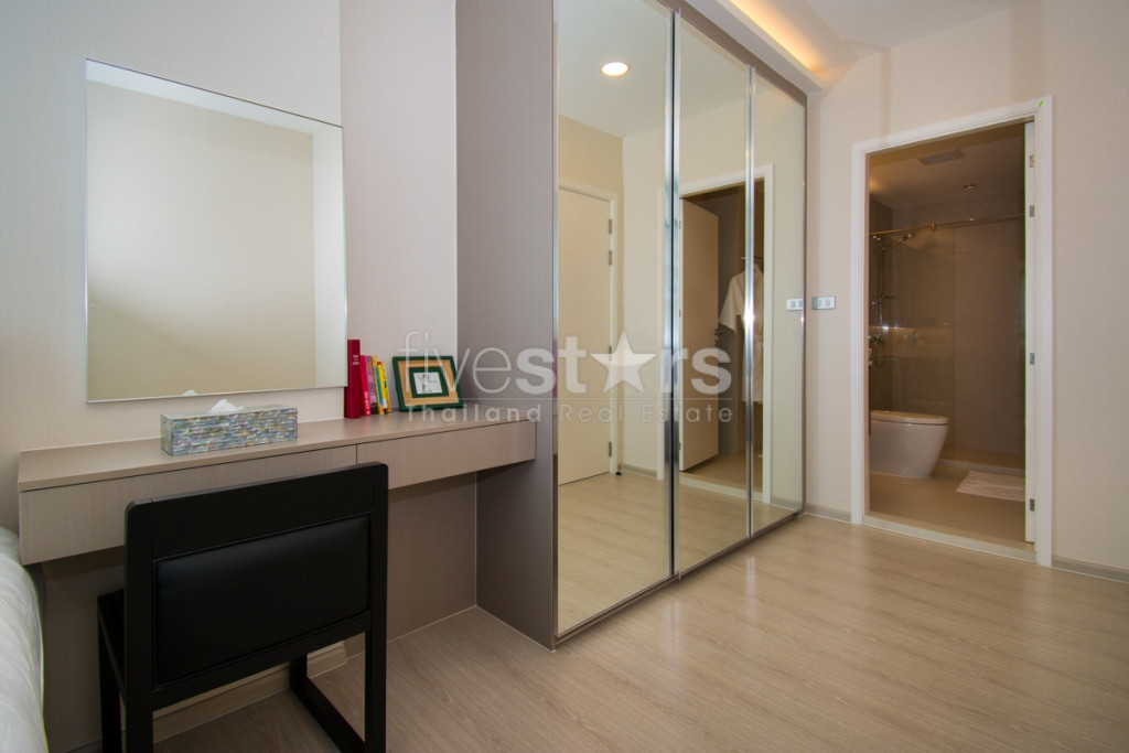 Appartement neuf de 2 chambres à louer près du BTS Thonglor, photo 19