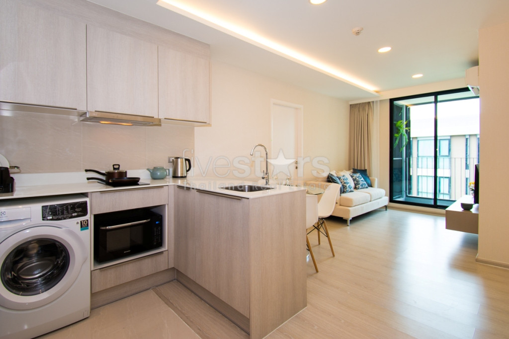 Appartement neuf de 2 chambres à louer près du BTS Thonglor, photo 7