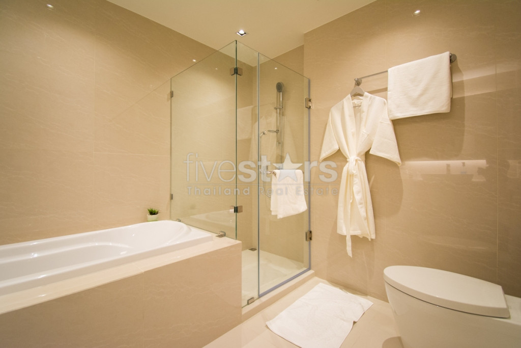 Appartement neuf de 2 chambres à louer près du BTS Thonglor, photo 17