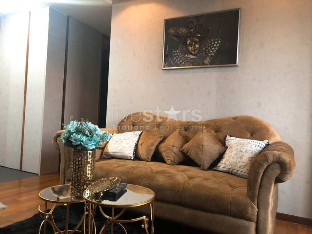Pet friendly 2 bedrooms condo for rent near BTS Thonglor