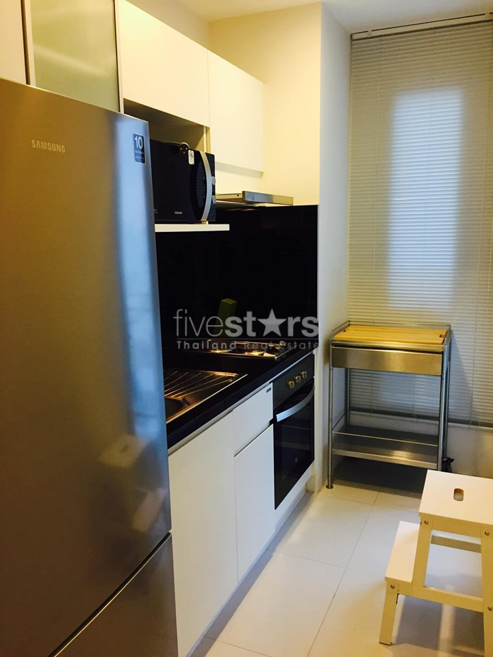 2 bedrooms condo for sale with tenant in Thonglor, photo 3