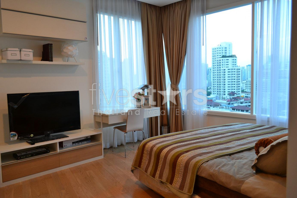 2 bedrooms condo for rent close to BTS Phromphong, photo 5