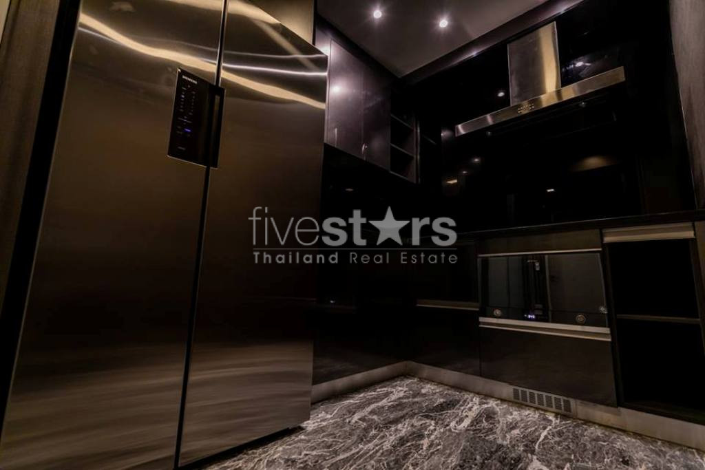 Brand new luxury 2 bedrooms condo for rent in Phromphong, photo 2