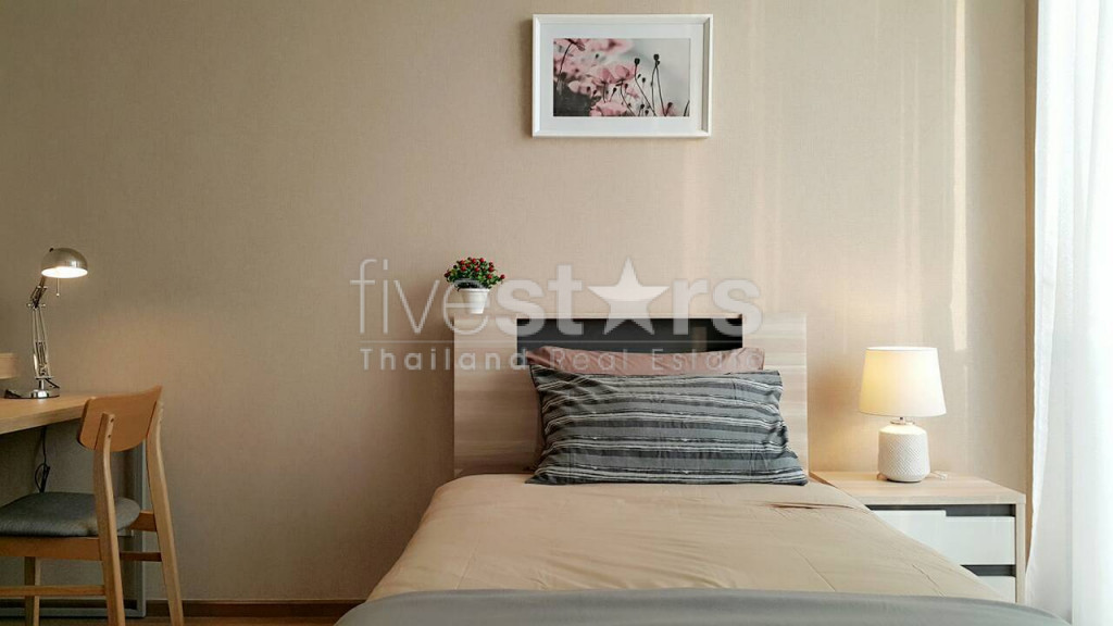 2 bedrooms condo for sale close to the BTS Phrom Phong, photo 11