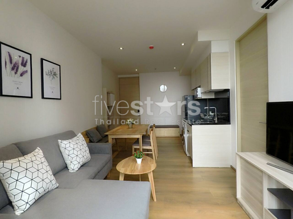 2 bedrooms condo for sale close to the BTS Phrom Phong, photo 8