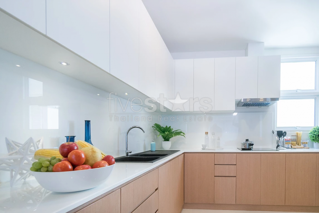 2 bedrooms service apartment  for rent near BTS Phromphong, photo 4