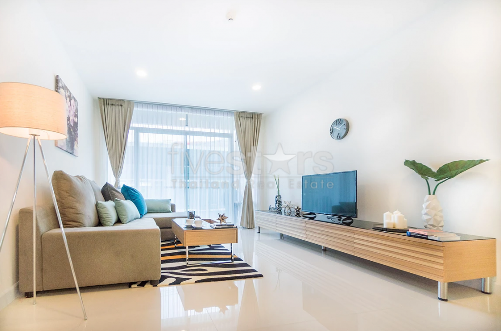 2 bedrooms service apartment  for rent near BTS Phromphong, photo 2