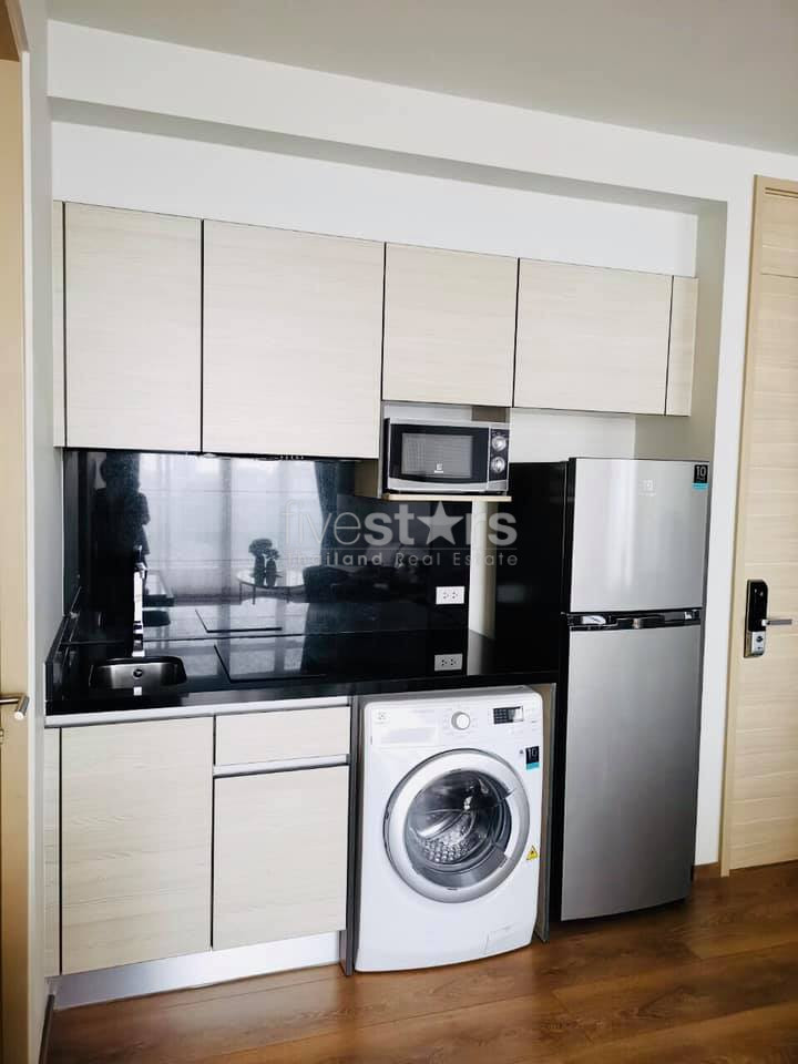 2 bedrooms condo for rent near BTS Phromphong, photo 5
