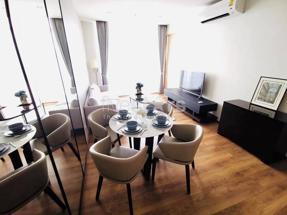 2 bedrooms condo for rent near BTS Phromphong