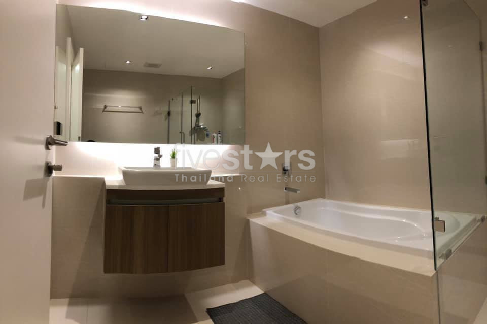 Nouveau condominium à louer près du BTS thonglor, photo 9