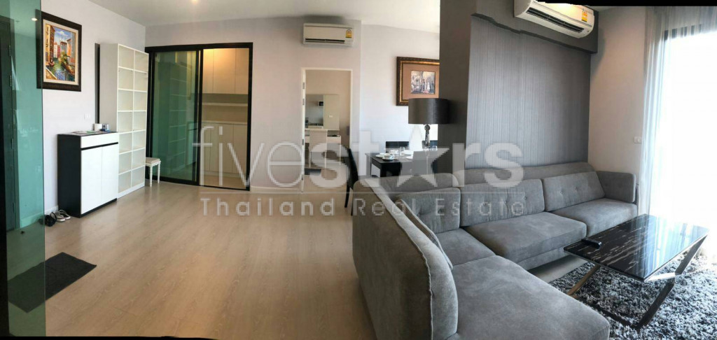 Modern 3 bedrooms condo for sale in Thonglor