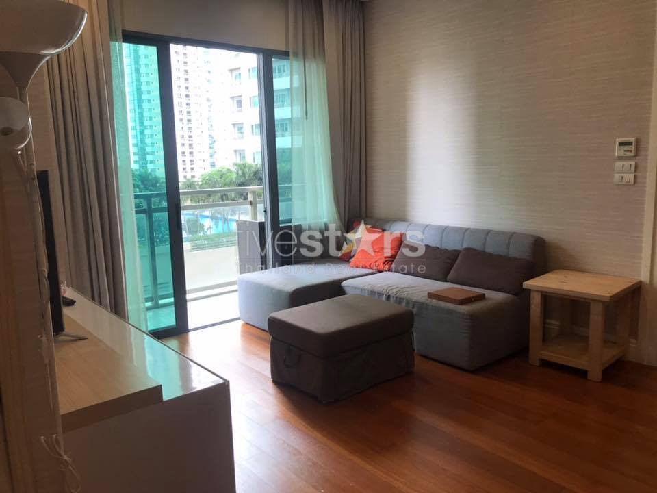 Appartement de 2 chambres à louer près de la station de BTS Phromphong, photo 2