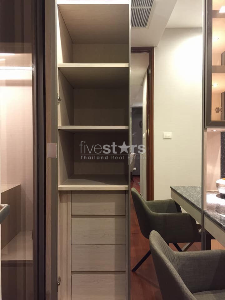 Appartement de 2 chambres à vendre près du BTS Thonglor, photo 8