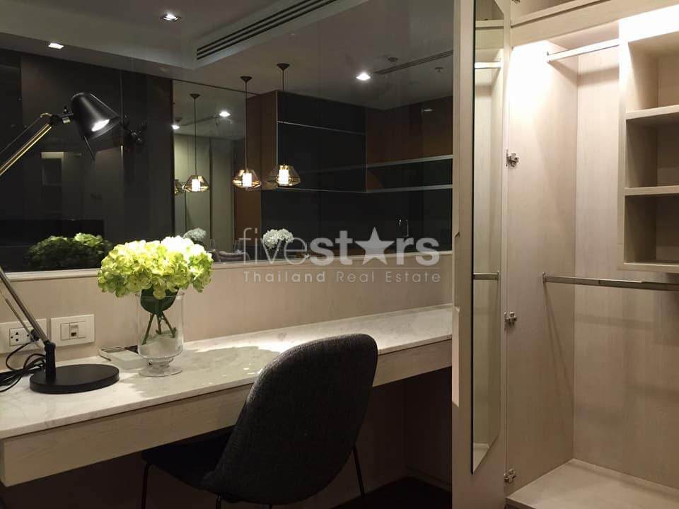 Appartement de 2 chambres à vendre près du BTS Thonglor, photo 7