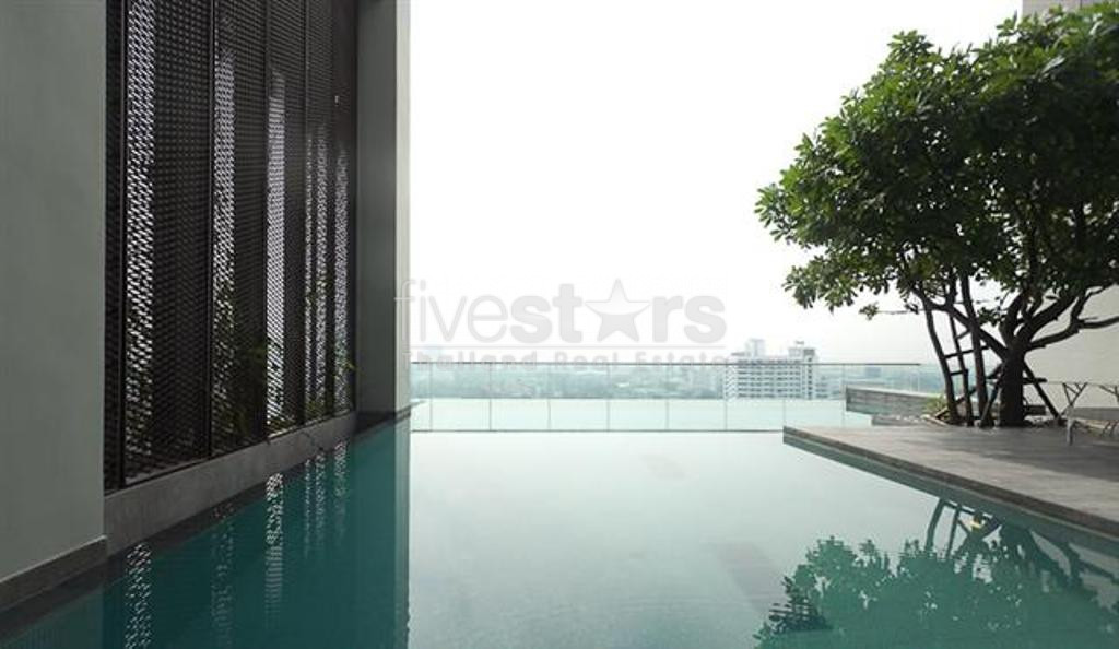Appartement de 2 chambres à vendre près du BTS Thonglor, photo 15