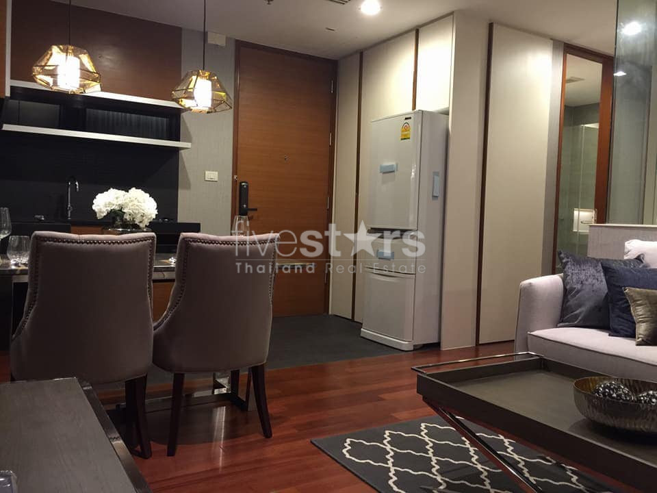 Appartement de 2 chambres à vendre près du BTS Thonglor, photo 3