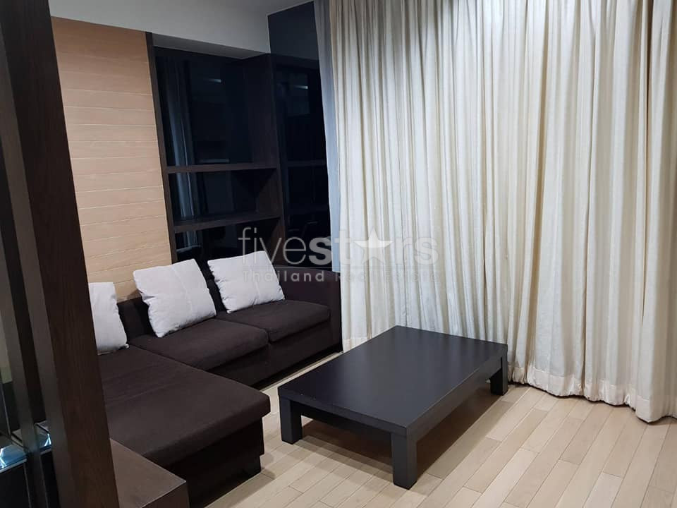 Condominium de 2 chambres à louer proche du BTS Thonglor