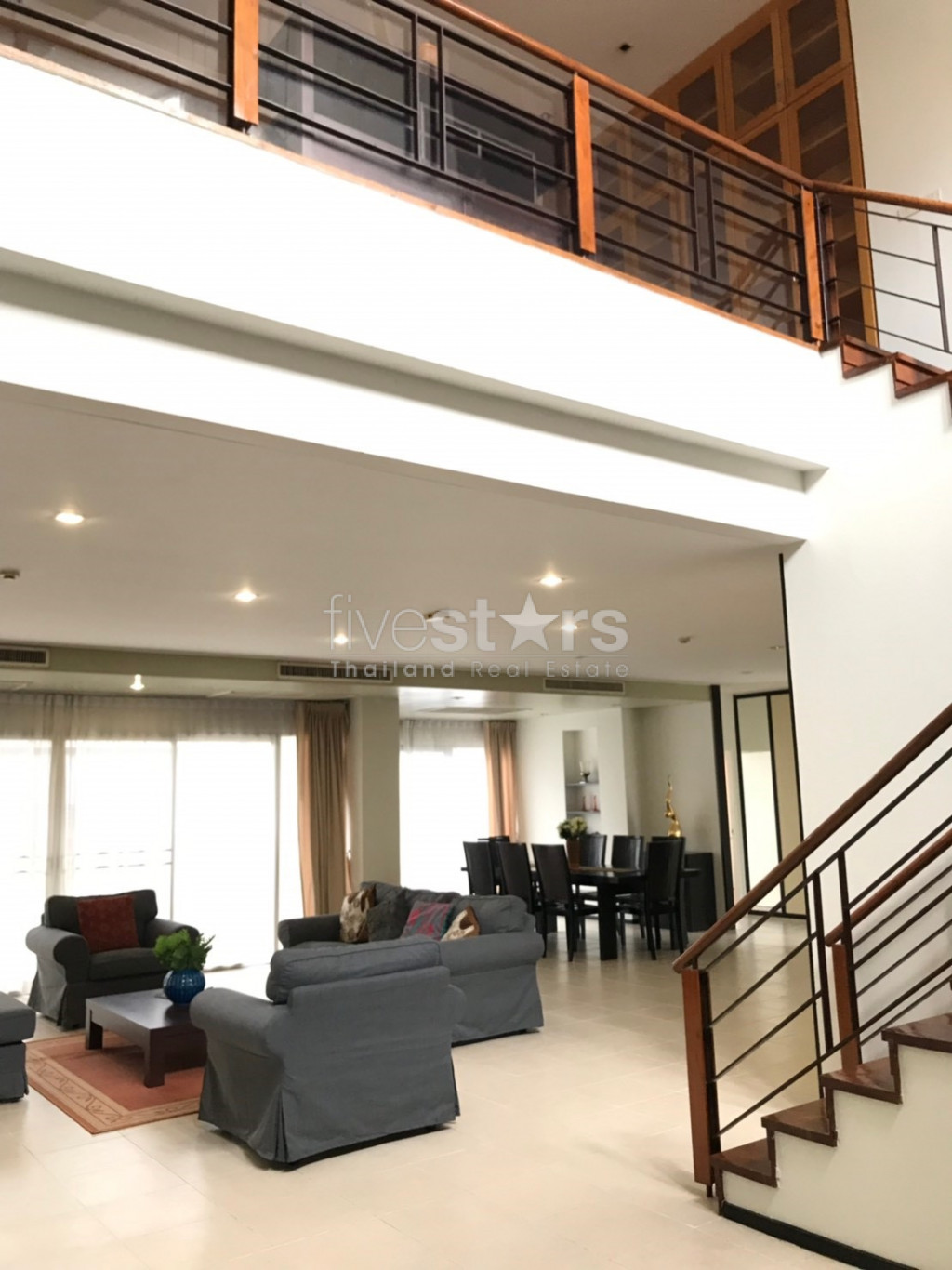 Grand appartement 4 chambres en duplex à louer à Thonglor, photo 5
