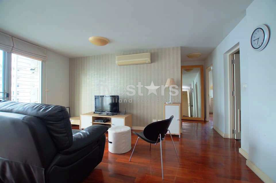 2 bedrooms condo for rent near BTS Thonglor, photo 2
