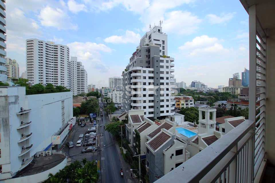 2 bedrooms condo for sale near BTS Thonglor