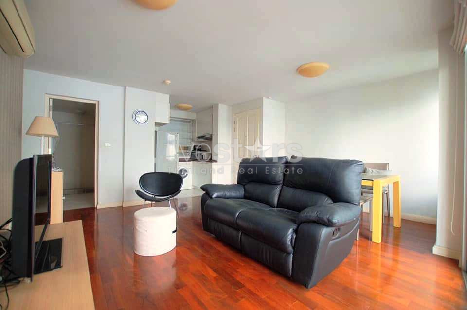 2 bedrooms condo for sale near BTS Thonglor, photo 2