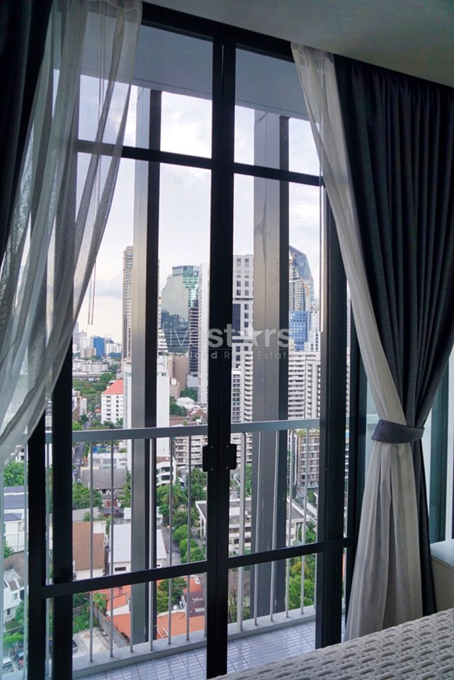 Modern 2 bedrooms condo for rent near BTS Phromphong, photo 14