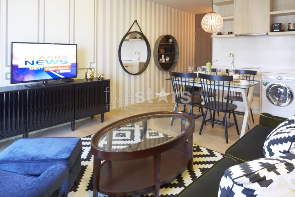 Large 1  bedroom condo for rent near BTS Phromphong, photo 3