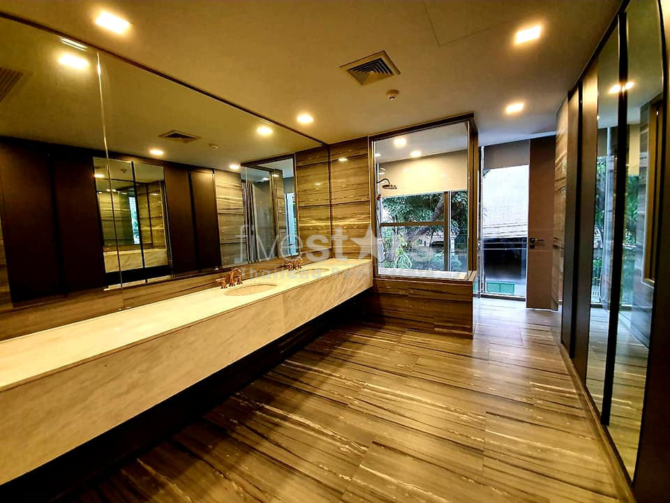 Brand new unit 3 bedrooms condo for sale near BTS Phromphong, photo 6
