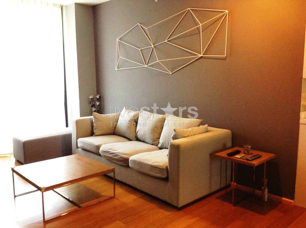 Appartement de 2 chambres à louer à Thonglor, emplacement central