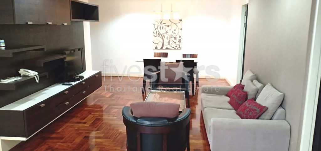 Appartement de 2 chambres à louer près du BTS Phrompong