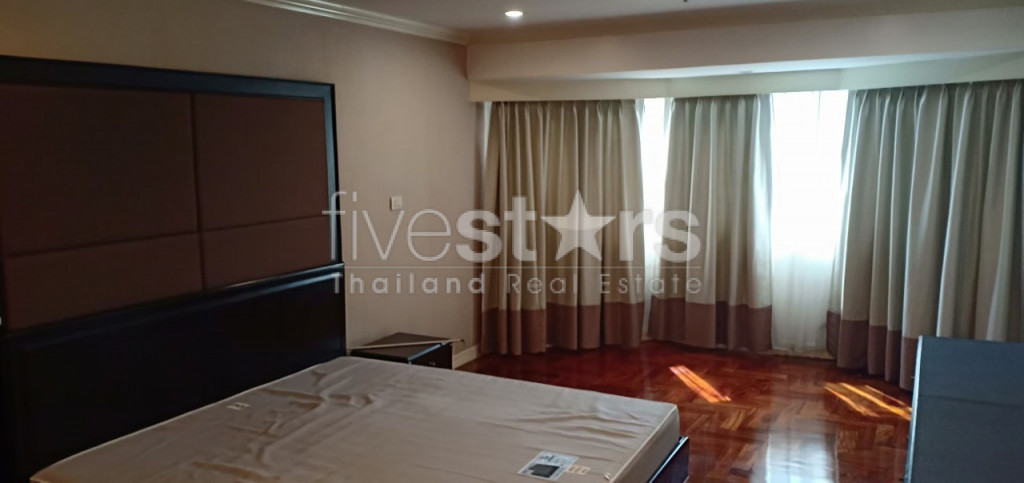 Appartement de 2 chambres à louer près du BTS Phrompong, photo 6