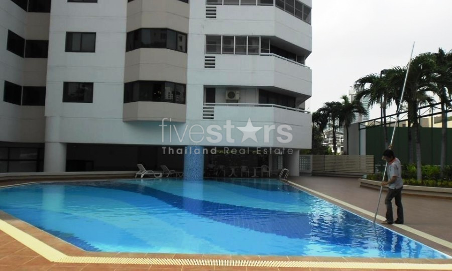 Appartement de 2 chambres à louer proche du BTS Phromphong, photo 16