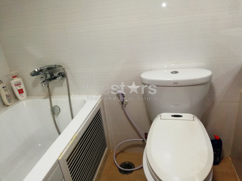 Appartement de 2 chambres à louer proche du BTS Phromphong, photo 13