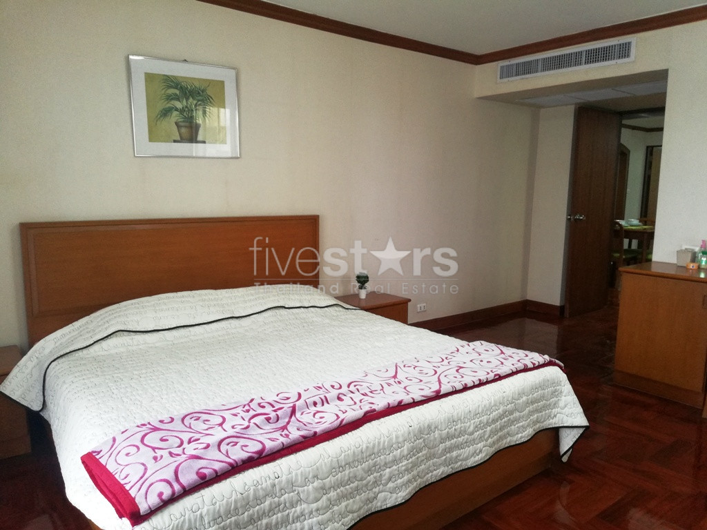 Appartement de 2 chambres à louer proche du BTS Phromphong, photo 9