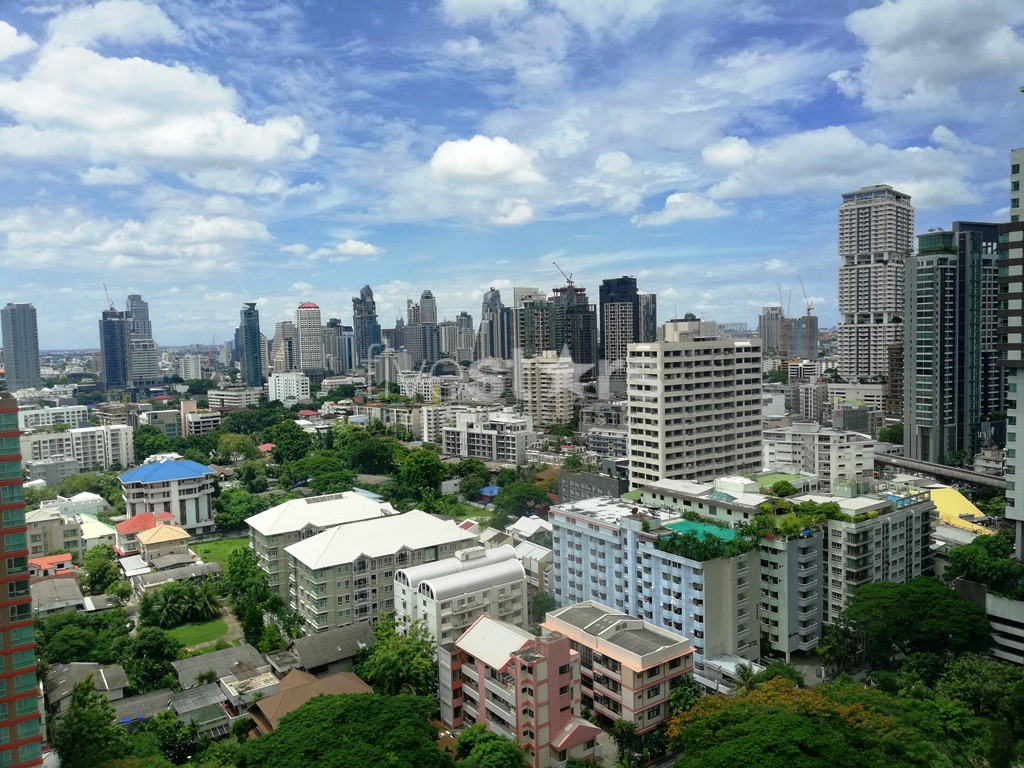 Appartement spacieux à louer près du BTS Phromphong, photo 16
